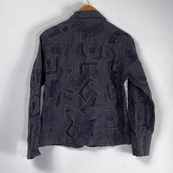 Chicos Black Abstract Art to Wear Contrast Stitch Button Blazer Jacket M 1 FLAW - Picture 3 of 10